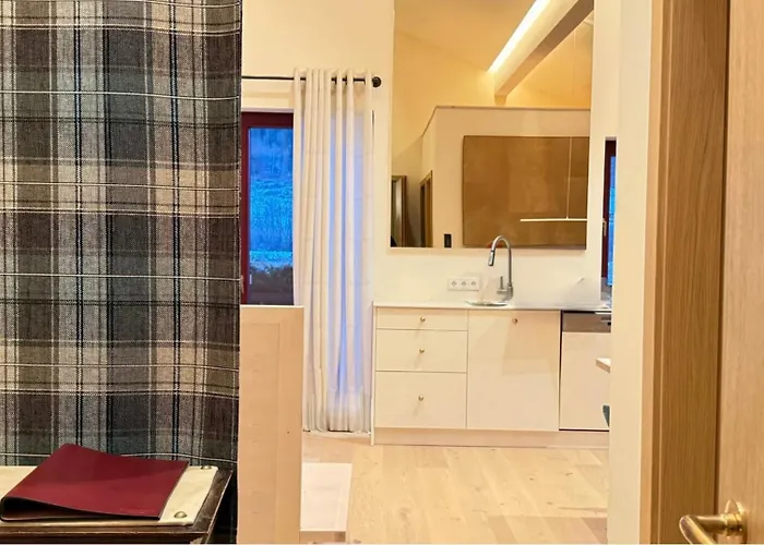 At Hans Frauenschuh Alte Gerberei * Kitzbühel